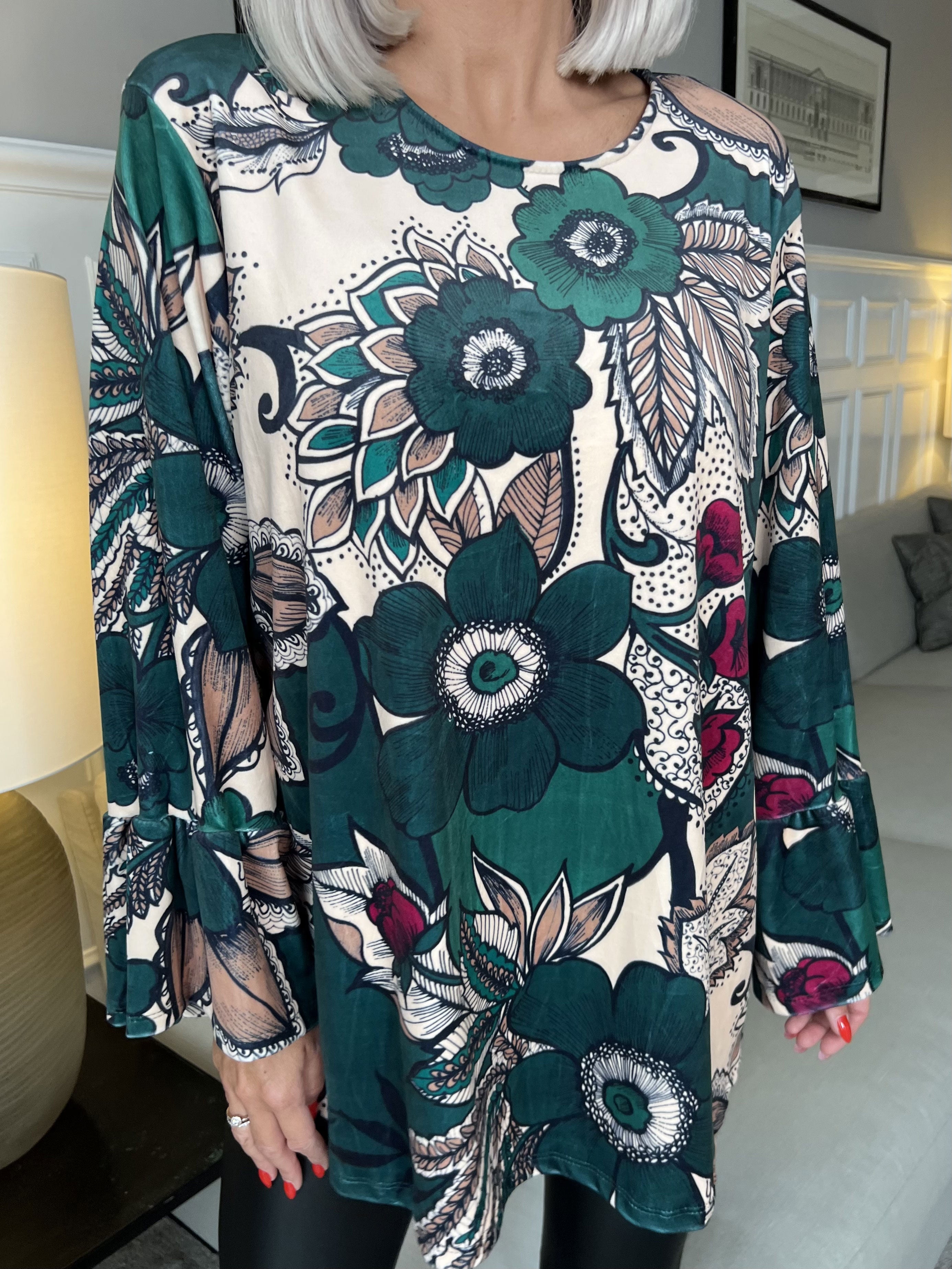 Romana - Blød bluse med mønster